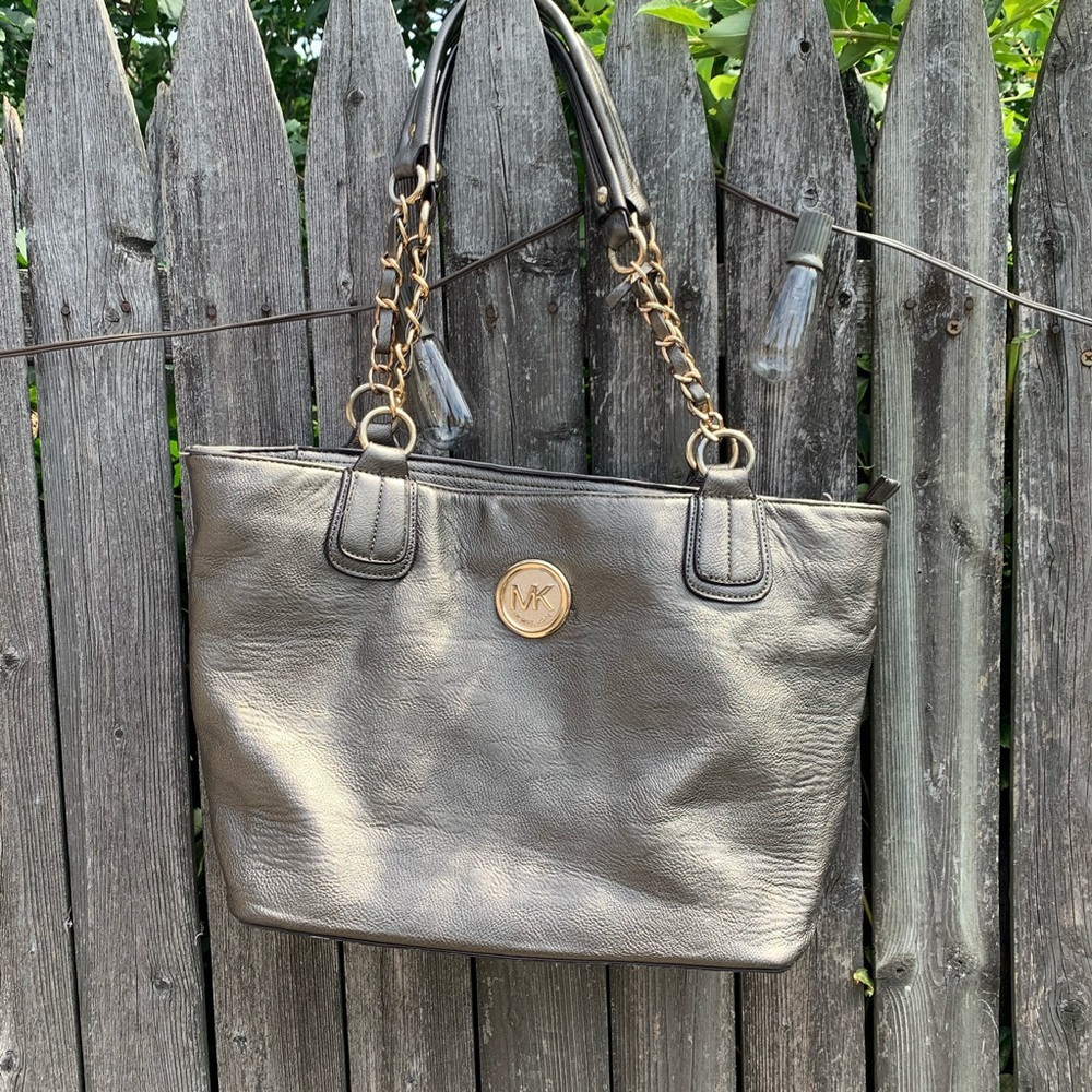 Imitation Michael Kors Silver & Gold Purse✨